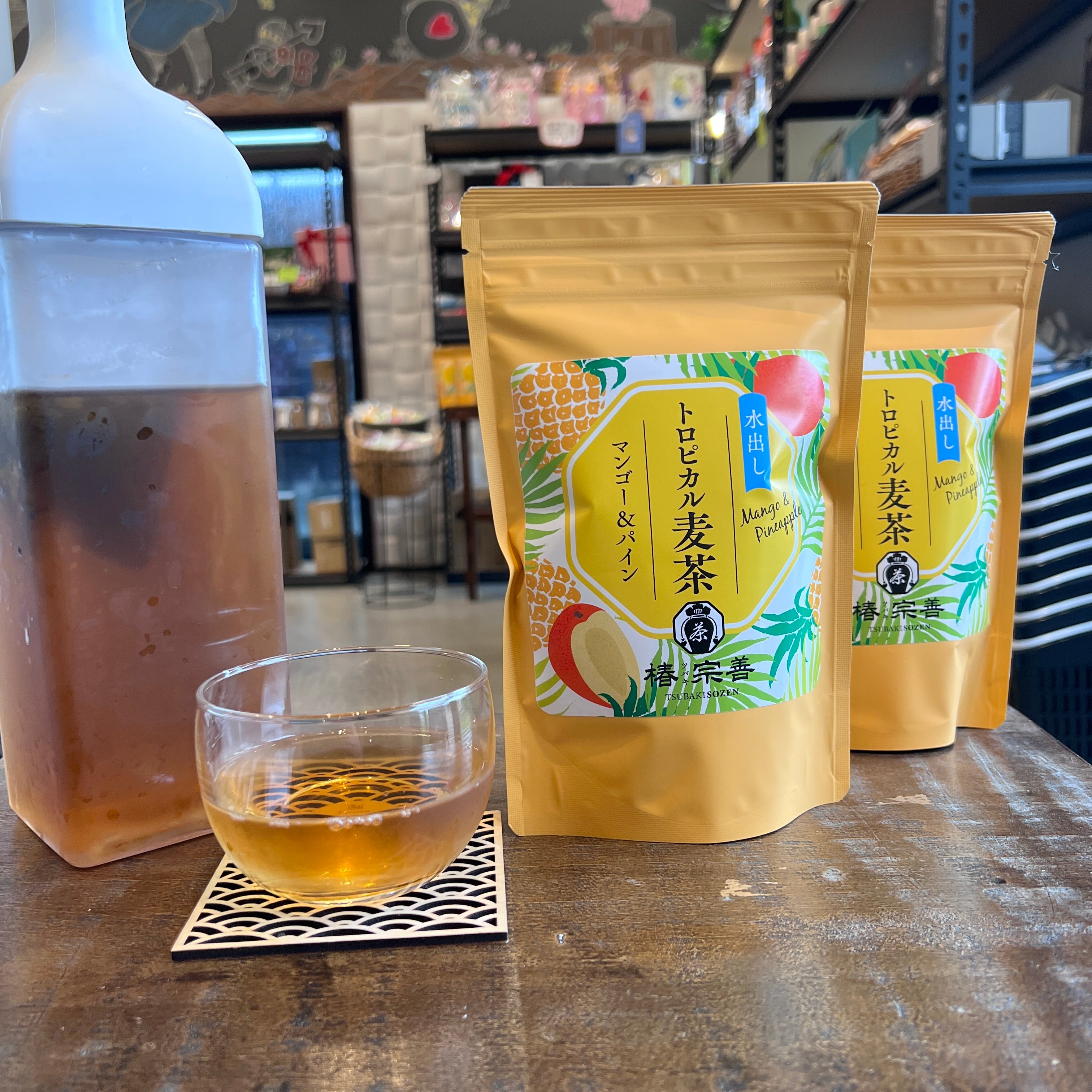 トロピカル麦茶入荷しました😄昨年は店頭に並ぶも直ぐになくなってしまった幻の麦茶です